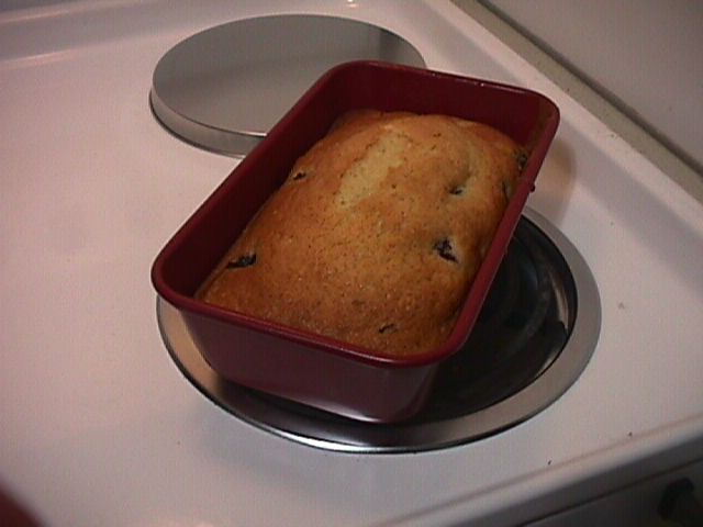 picture of the blueberry bread